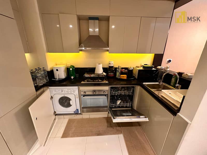 4 Kitchen. jpeg