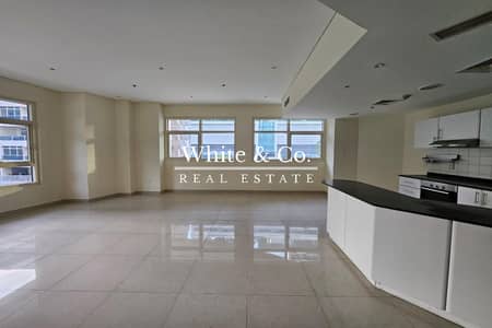 2 Bedroom Flat for Sale in Dubai Marina, Dubai - Vacant on Transfer|Spacious|Next to Metro