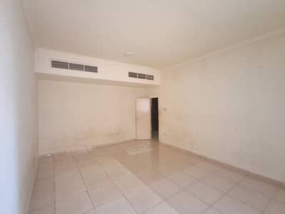 2 Slaapkamers Appartement te Huur in Al Qasimia, Sharjah - 168962. jpg