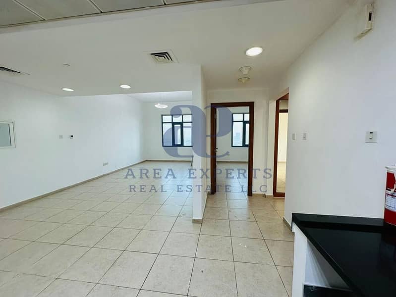 Appartement in Dubai Silicon Oasis (DSO),Palace Towers,Palace Tower 2, 2 slaapkamers, 75000 AED - 15565857 Appartement in Dubai Silicon Oasis (DSO),Palace Towers,Palace Tower 2, 2 slaapkamers, 75000 AED - 15565857