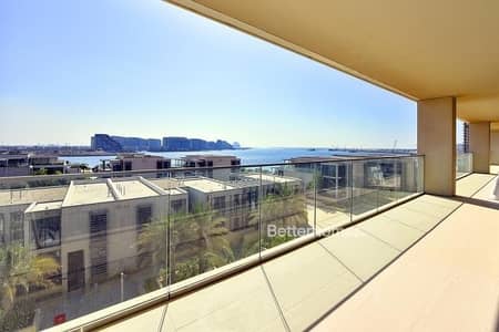 4 Bedrooms Penthouse in Al Raha Beach 4 Bedrooms Penthouse in Al Raha Beach