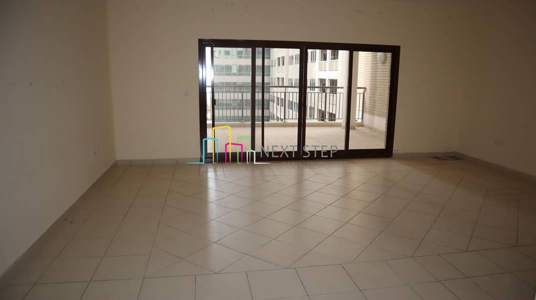 Free-1 Month!! Truly Large * Duplex* with Parking & Big Terrace