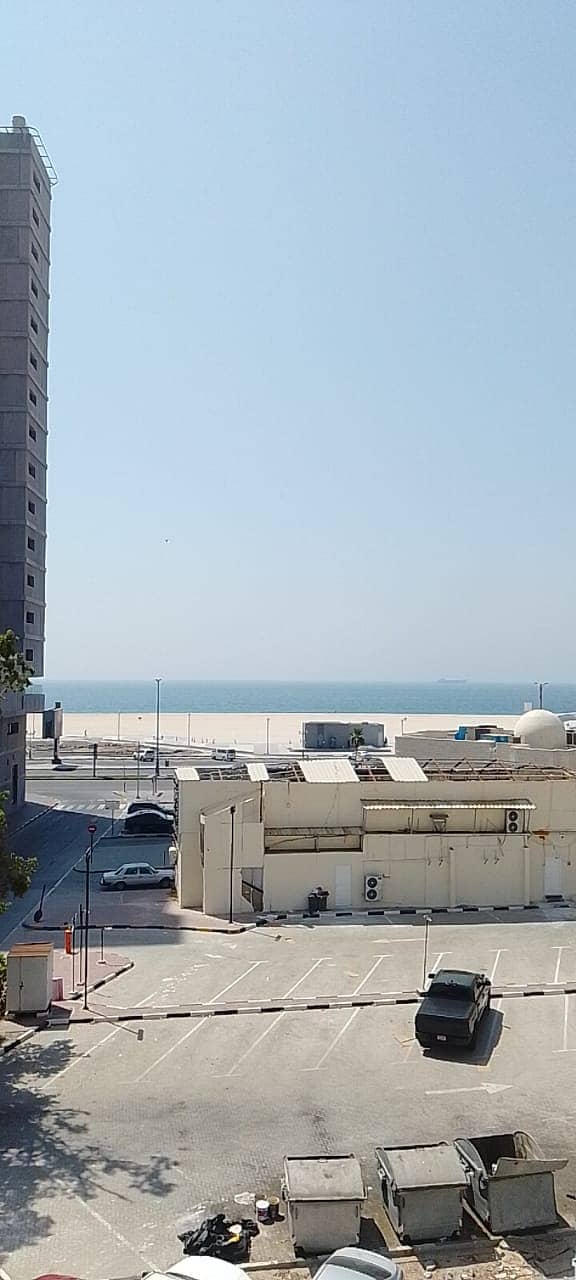 4 2c4e0fe9-52d3-4cb2-b67e-b490737599ac. jpg