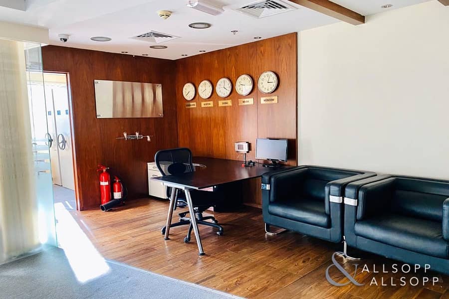 Furnished Office |Partitioned| Close Metro