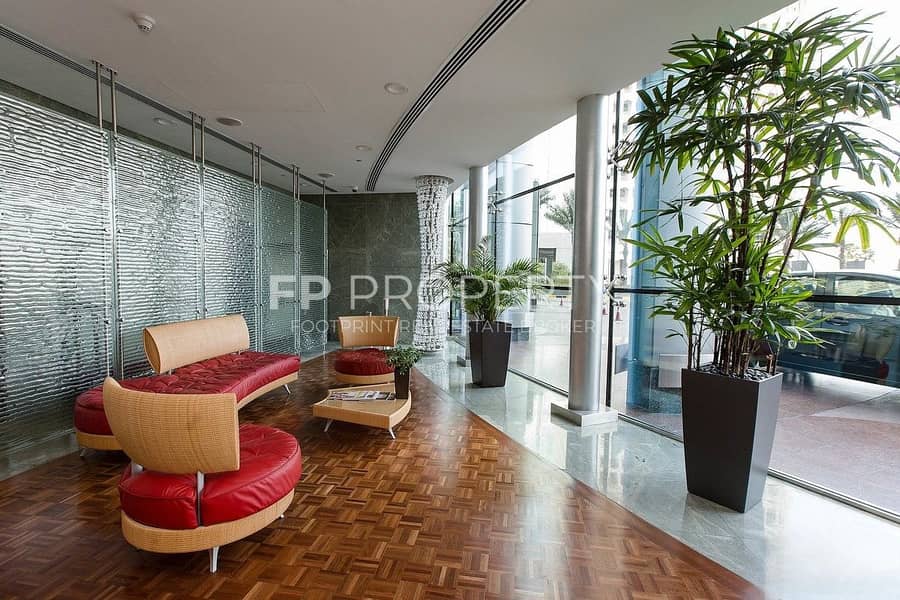 10 lobby--v15989278. jpg