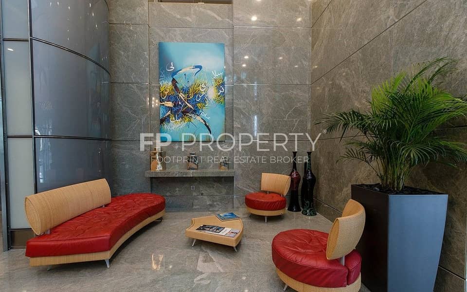 14 lobby--v15989307. jpg