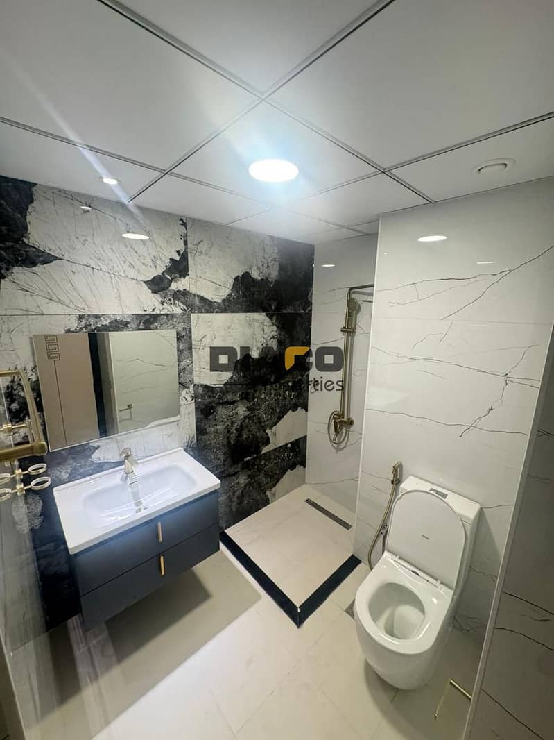 3 Washroom. jpeg