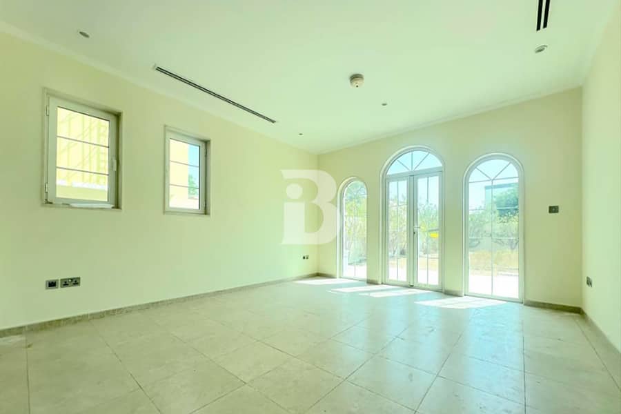 3BR Villa | Internal | Vacant | Corner 3BR Villa | Internal | Vacant | Corner
