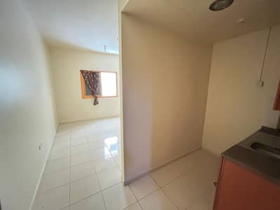 Studio te Huur in Al Shuwaihean, Sharjah - 8b75e924-10be-4d00-97dc-6c8f66ea1847. jpg Studio te Huur in Al Shuwaihean, Sharjah - 8b75e924-10be-4d00-97dc-6c8f66ea1847. jpg