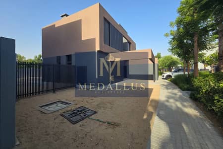 5 Bedroom Villa for Sale in Tilal City, Sharjah - IMG-20251024-WA0012. jpg 5 Bedroom Villa for Sale in Tilal City, Sharjah - IMG-20251024-WA0012. jpg