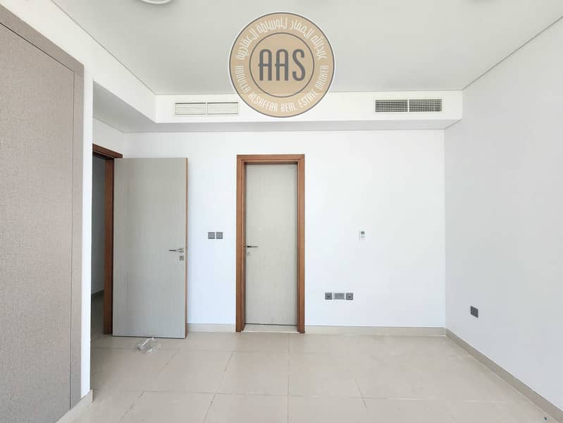 LUXURY 3BR APARTMENT WITH MAIDS | BIG LAYOUT | RENT ONLY 150,000 AED/YEAR