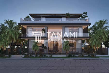 6 Bedroom Villa for Sale in Pearl Jumeirah, Dubai - Waterfront Villa | Rooftop Pool | Custom-Built