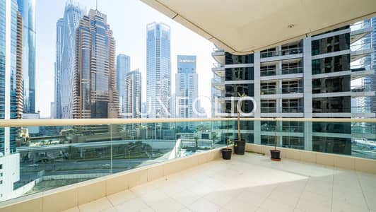 Studio for Rent in Dubai Marina, Dubai - Community View | Large Balcony | Available Now