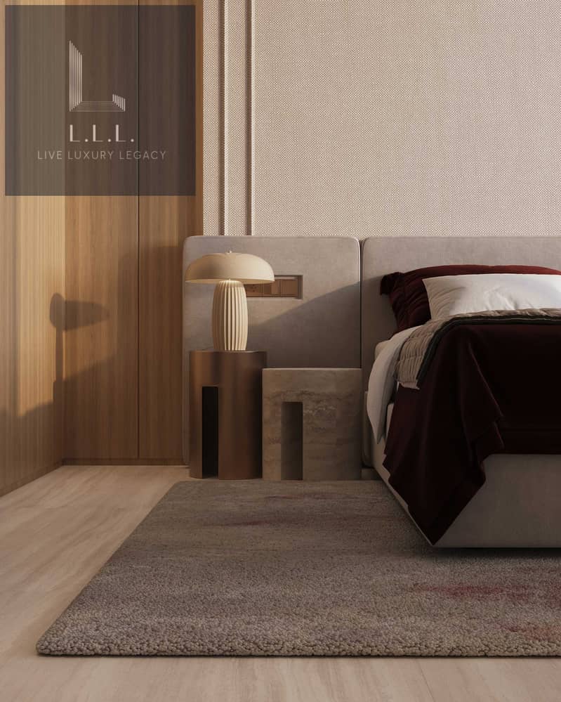 8 Ruby_Bedroom_C01_Post. jpg