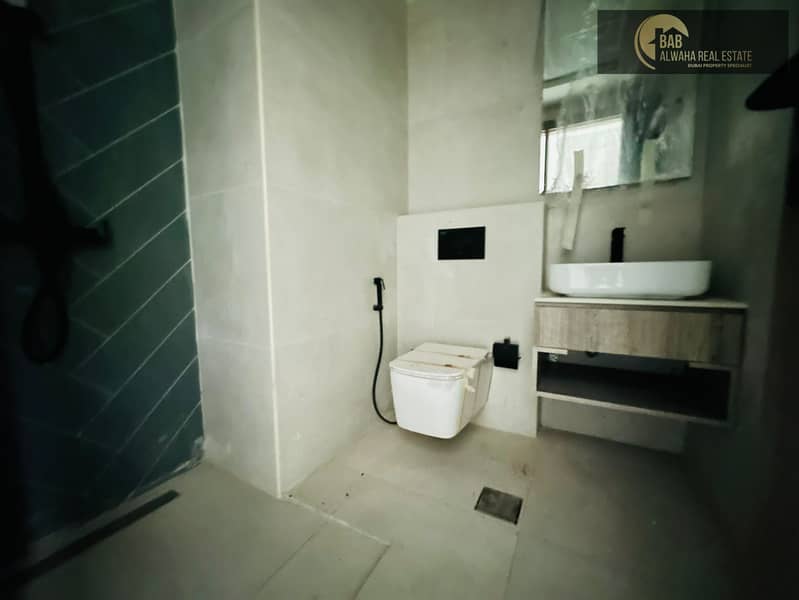13 80ae2e27-27d1-4315-a5d5-5b6321cfb80a. jpg