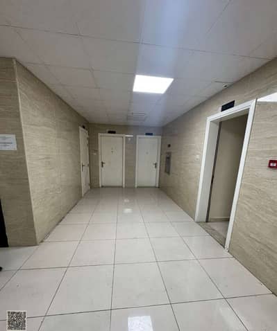 10+ Beds Building for Sale in Al Jurf, Ajman - bd021e83-64ab-42d6-9e3b-6e957bbe0c84. jpg
