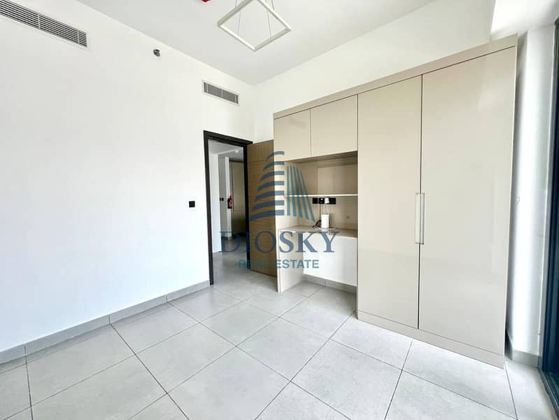 7 Image 7