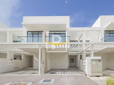 4 Bedroom Townhouse for Rent in DAMAC Hills, Dubai - Ready To Move In | Garden View | Single Row 4 Bedroom Townhouse for Rent in DAMAC Hills, Dubai - Ready To Move In | Garden View | Single Row