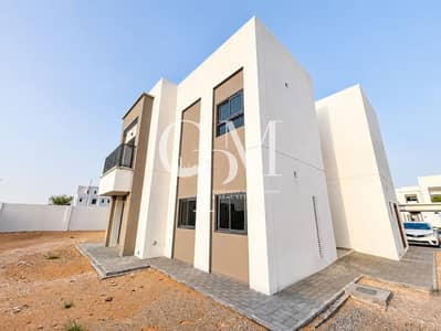 5 Camere Villa in Vendita a Al Shamkha, Abu Dhabi - a676ab61-2b98-449b-b0f2-6a7bcdb7ce3b. jpeg