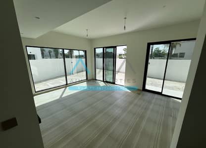 4 habitaciones Villa para en Venta en DAMAC Hills, Dubai - AQEEEEE. jpg