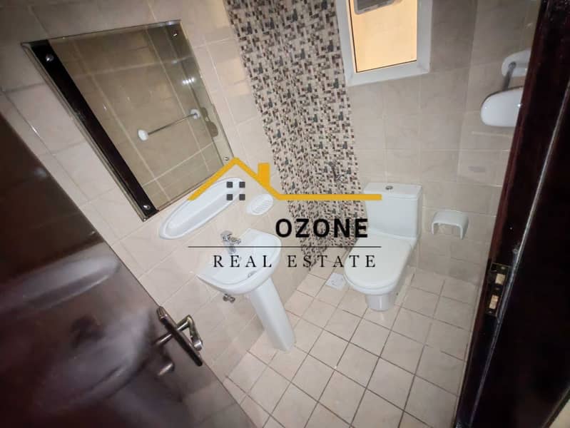 18 1000313418. jpg