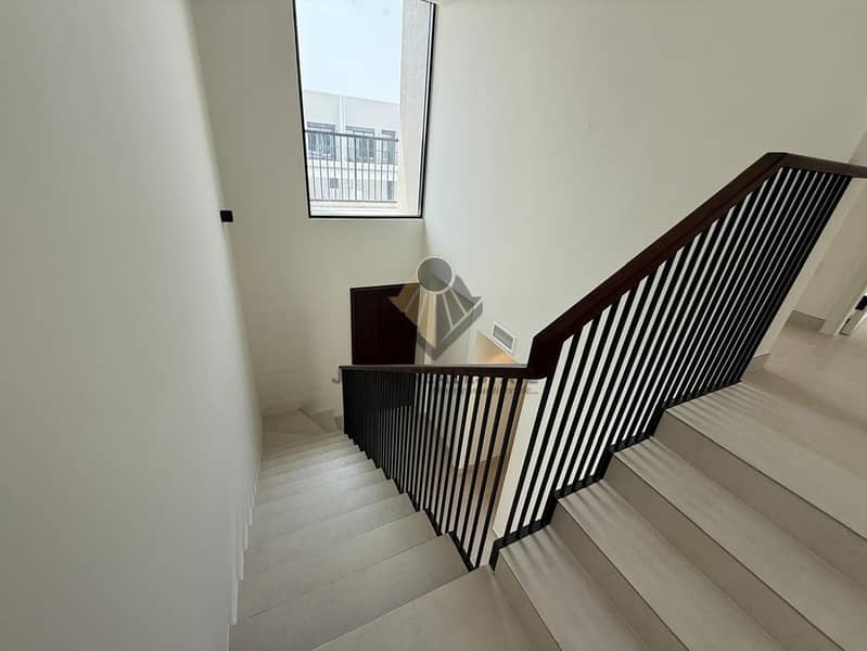 9 MAHA TOWNHOUSE IN DUBAI (9). jpg