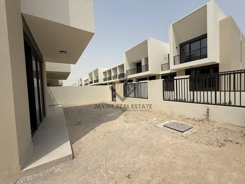 15 MAHA TOWNHOUSE IN DUBAI (15). jpg