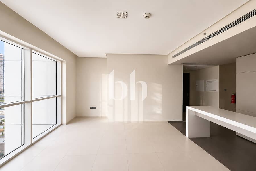 2 images image img