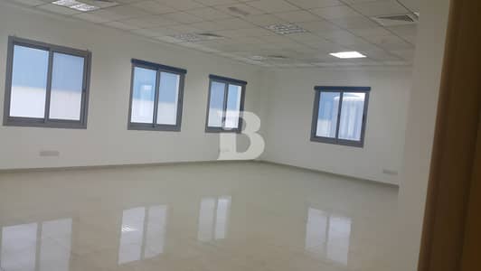Warehouse para en Alquiler en Dubai Investment Park (DIP), Dubai - Almacén en Dubai Investment Park (DIP),Dubai Investment Park 1, 331500 AED - 15579107 Warehouse para en Alquiler en Dubai Investment Park (DIP), Dubai - Almacén en Dubai Investment Park (DIP),Dubai Investment Park 1, 331500 AED - 15579107