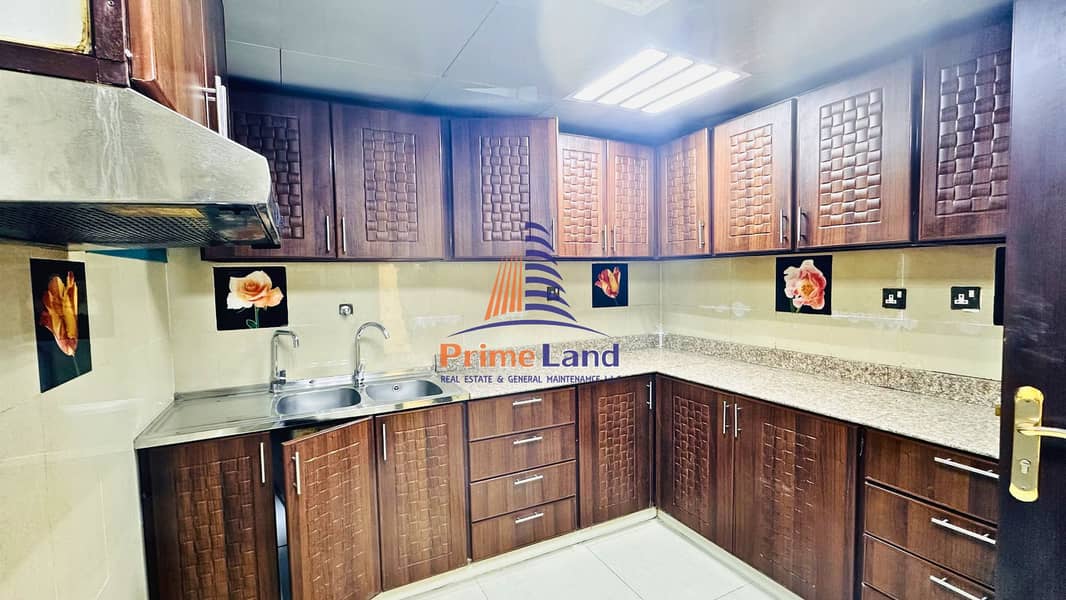 5 Kitchen Flat 1. png