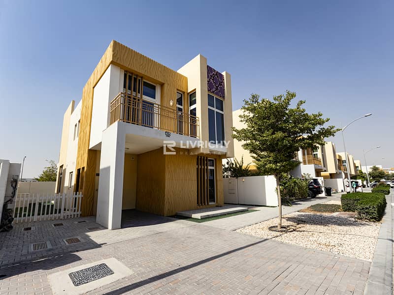 SINGLE ROW | VACANT 6BR VILLA | JUST CAVALLI SINGLE ROW | VACANT 6BR VILLA | JUST CAVALLI