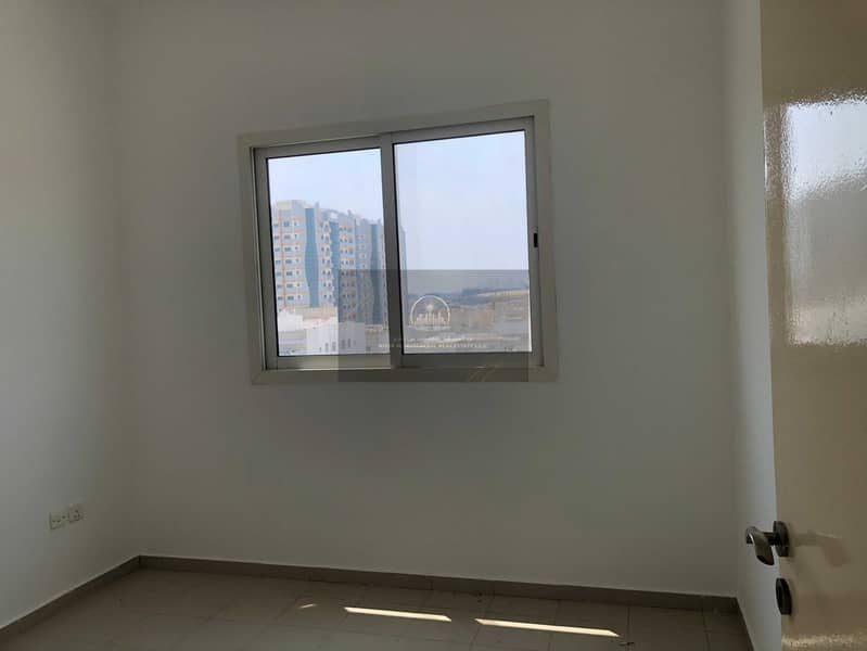 10 WhatsApp Image 2025-09-08 at 16.45. 13_40cf2d2d. jpg