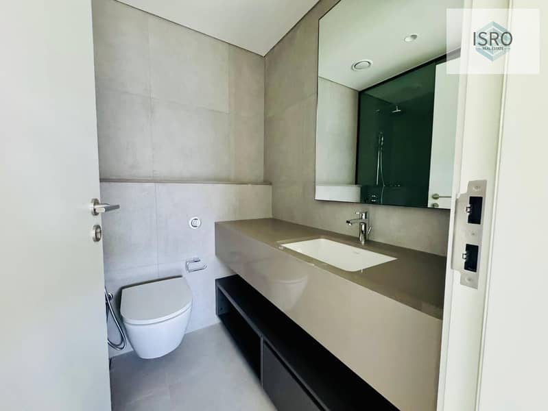 20 4c826a6d-3e86-4fdd-abf5-9f5ee41e4db4. jpg