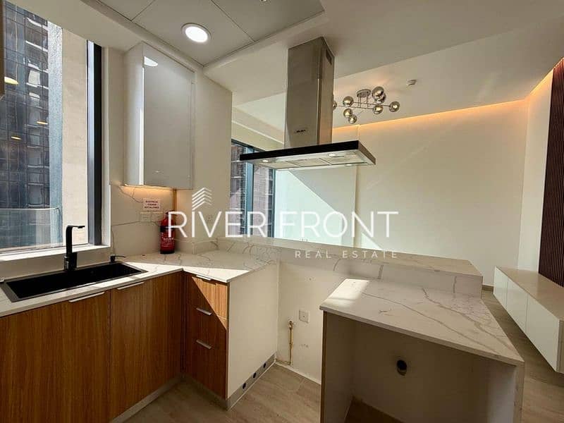 6 East Crest 1bdr middle floor (2)_page-0009. jpg