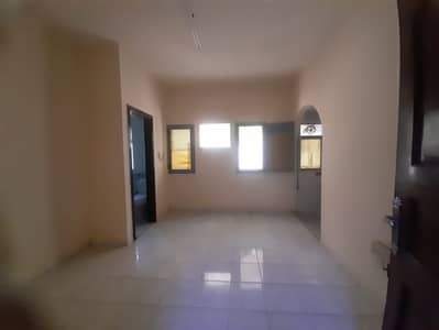 Studio te Huur in Bu Tina, Sharjah - 1df617f6-5502-42b8-8875-1507c5a165ef. jpg