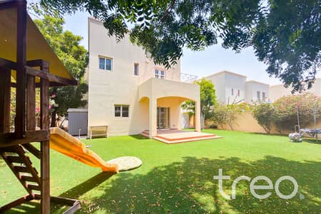 3 Camere Villa in Affitto a The Meadows, Dubai - WhatsApp Image 2026-06-23 at 16.27. 11. jpg