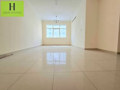 2 habitaciones Apartamento para en Alquiler en Al Khan, Sharjah - 20241214_121641. jpg