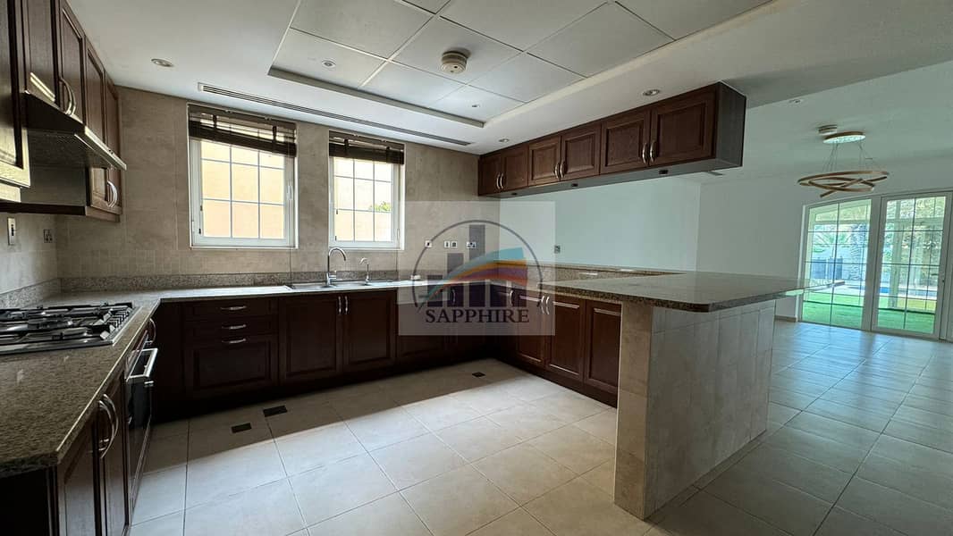 4BR Villa | Large Plot | Private Pool & Garden - Image 8