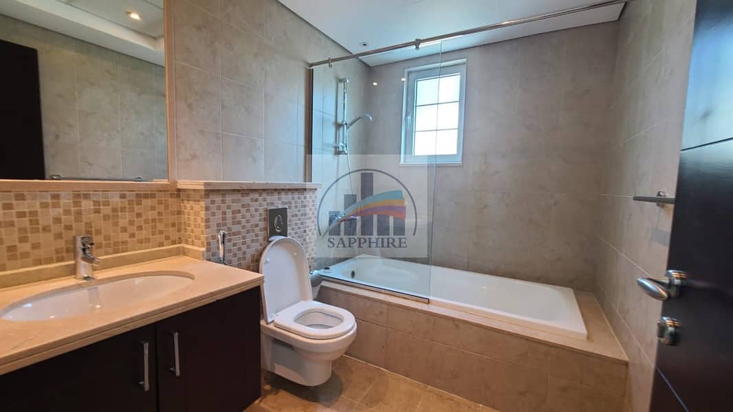 4BR Villa | Large Plot | Private Pool & Garden - Image 15