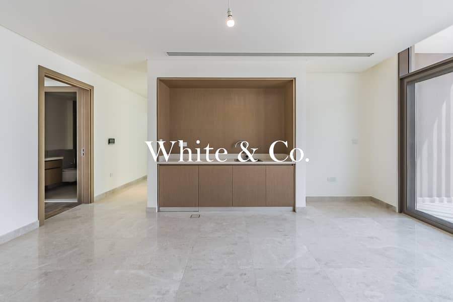 Corner | Private Pool |Close to Amenities - Image 13