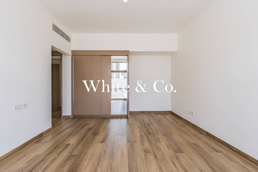 Corner | Private Pool |Close to Amenities - Image 19