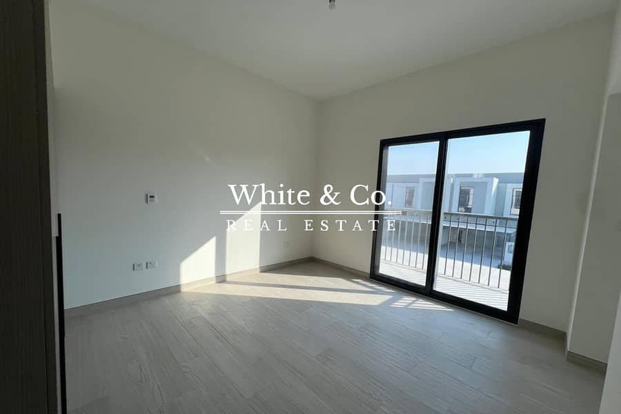 3 Bed-Type B | Available May | Landscaped - Image 8
