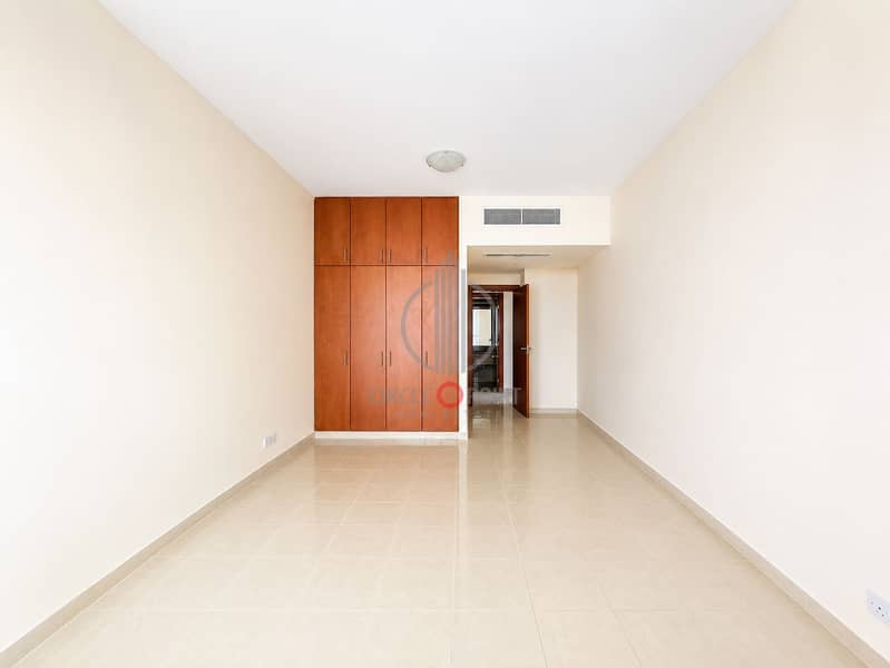 Bright & Spacious 4BR + Maid's Room | Prime Location | Close to Metro - Image 11