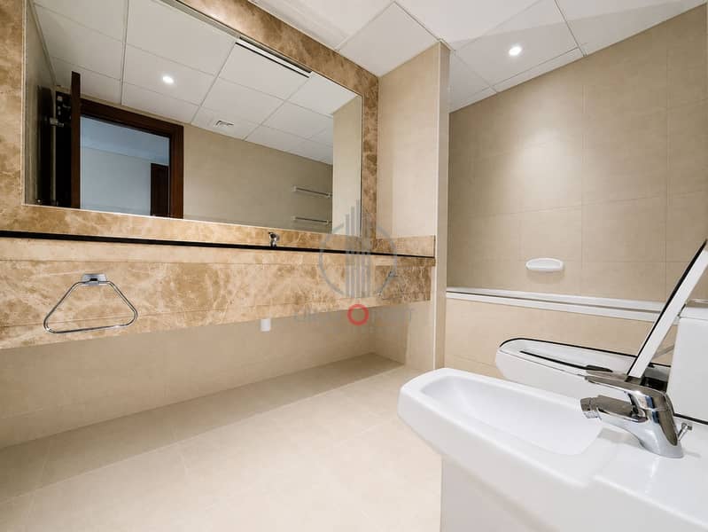 Bright & Spacious 4BR + Maid's Room | Prime Location | Close to Metro - Image 21