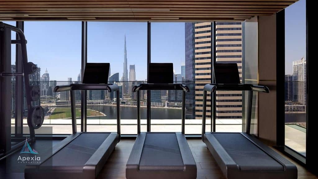 2BR Canal and Burj Khalifa View - Image 11
