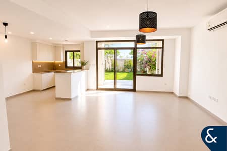 3 Schlafzimmer Townhouse zum zum Verkauf in Town Square, Dubai - Reihenhaus in Town Square,Hayat Townhouses, 3 schlafzimmer, 3000000 AED - 15585740 3 Schlafzimmer Townhouse zum zum Verkauf in Town Square, Dubai - Reihenhaus in Town Square,Hayat Townhouses, 3 schlafzimmer, 3000000 AED - 15585740