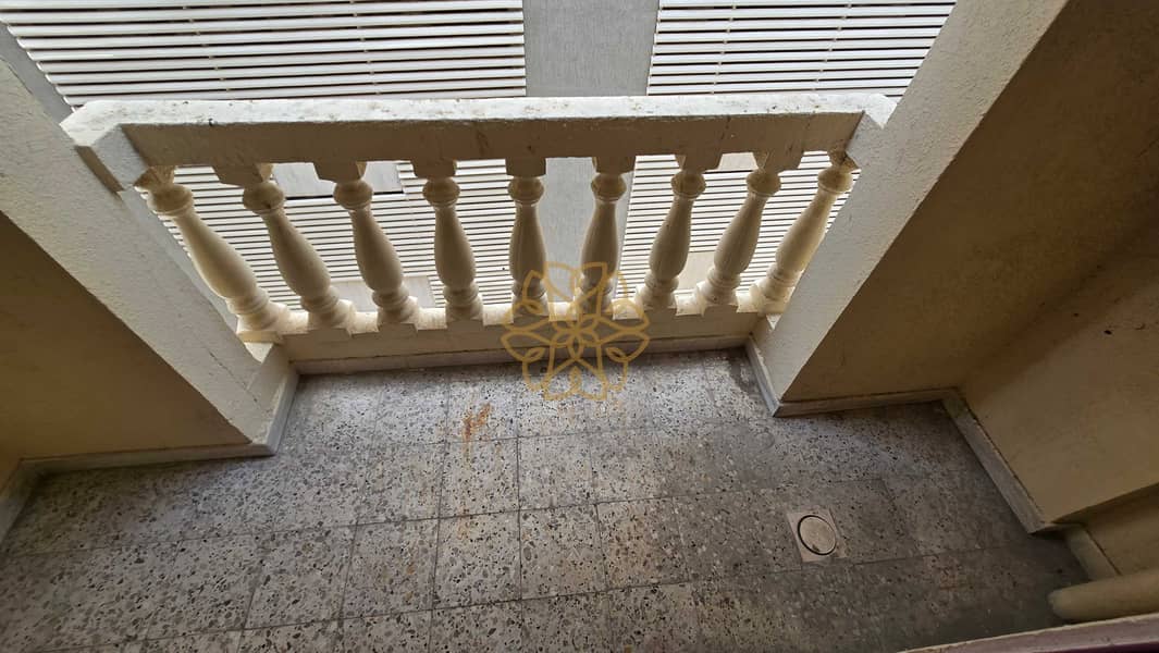 4 42146. jpg