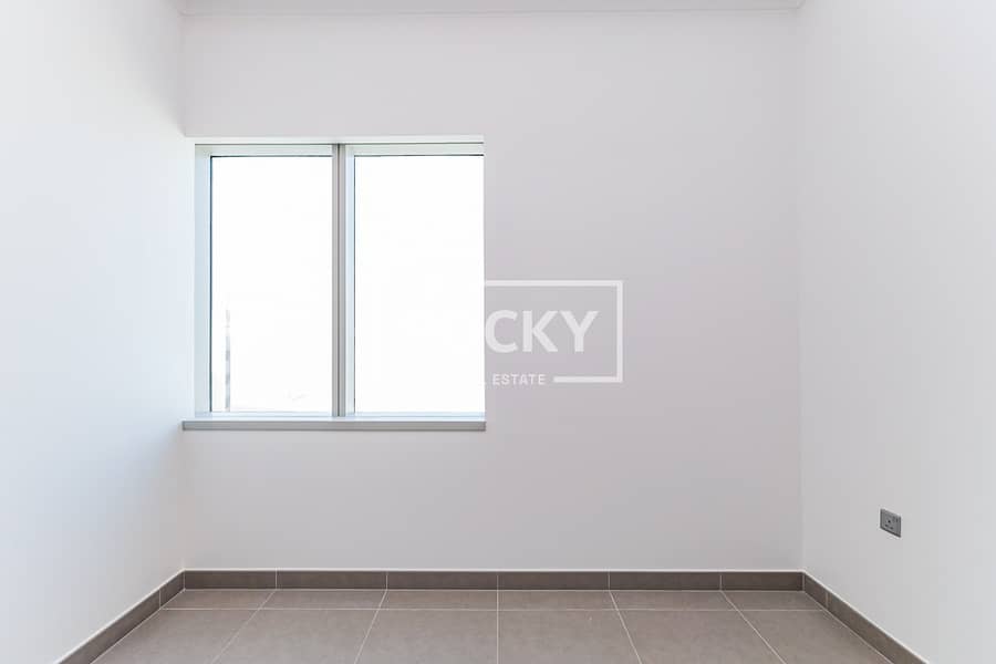 20 Dubai Creek Harbour - Creek Gate Tower 1 - Unit 3402 -60. JPG