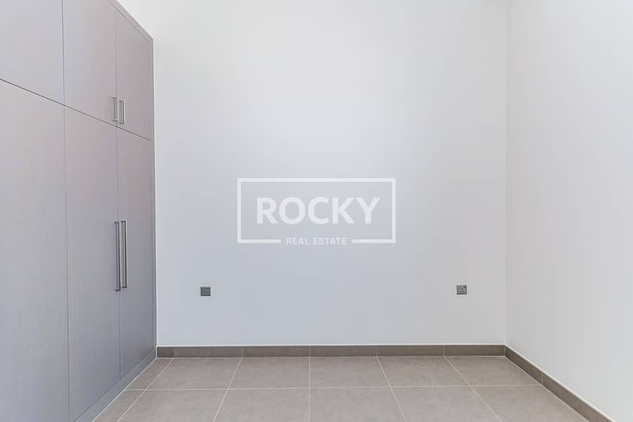 24 Dubai Creek Harbour - Creek Gate Tower 1 - Unit 3402 -78. JPG