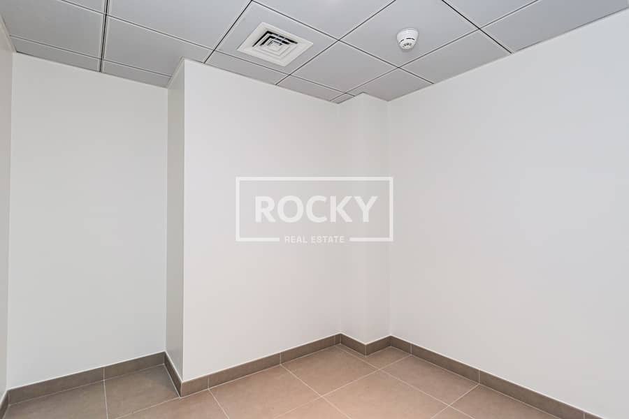 34 Dubai Creek Harbour - Creek Gate Tower 1 - Unit 3402 -42. JPG